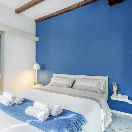 Balsamico Feelings Near Centre *