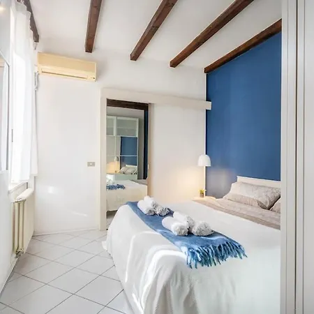 Daire Balsamico Feelings Near Centre