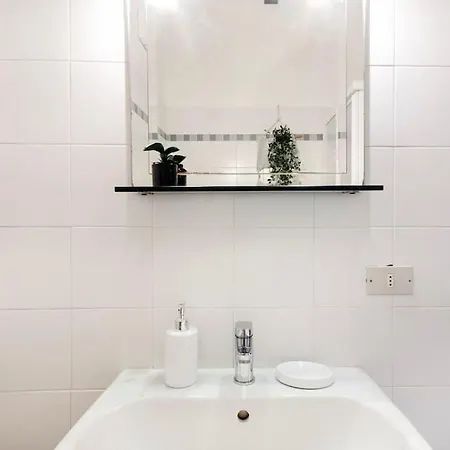 Daire Balsamico Feelings Near Centre